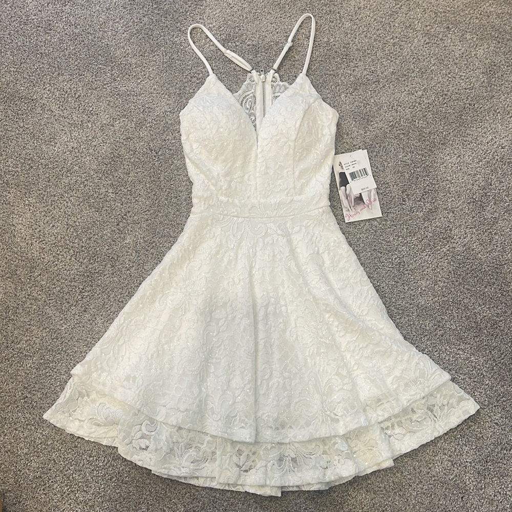 🛍️ NWT White Lace Back Double Hem Glittered Fit and Flare Dress